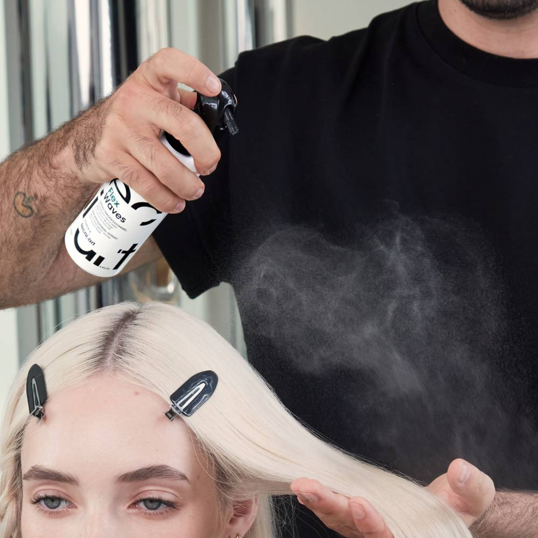 L’Oréal Professionnel Tecni.Art Flex  Waves Force 2 Spray Texturisant