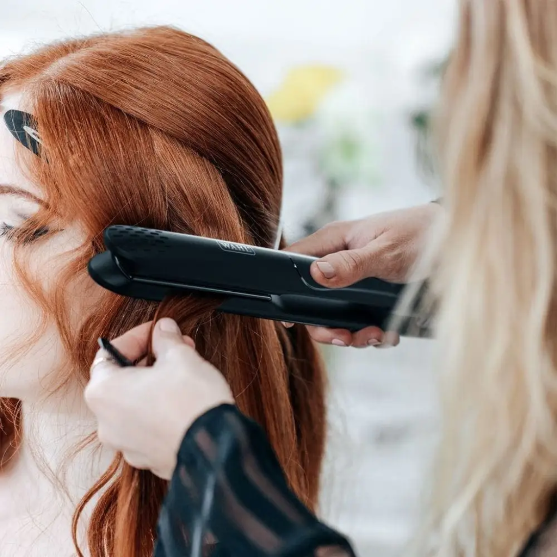 CT-18552_Wahl Pro Glide Straightener Glätteisen mit Keramik-Keratin-Beschichtung für glattes und glänzendes Haar